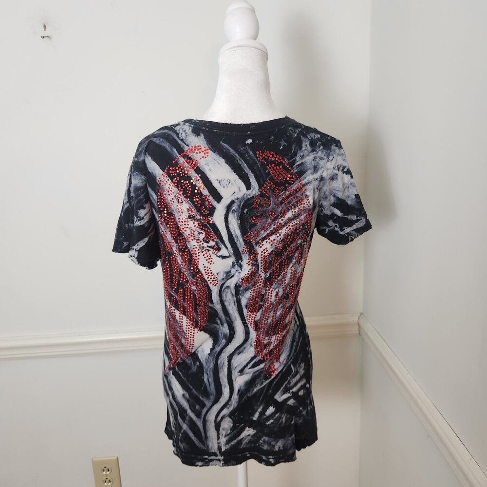 Sinful Affliction TShirt Size Large Womens Wings McBling Red Embellished Grunge